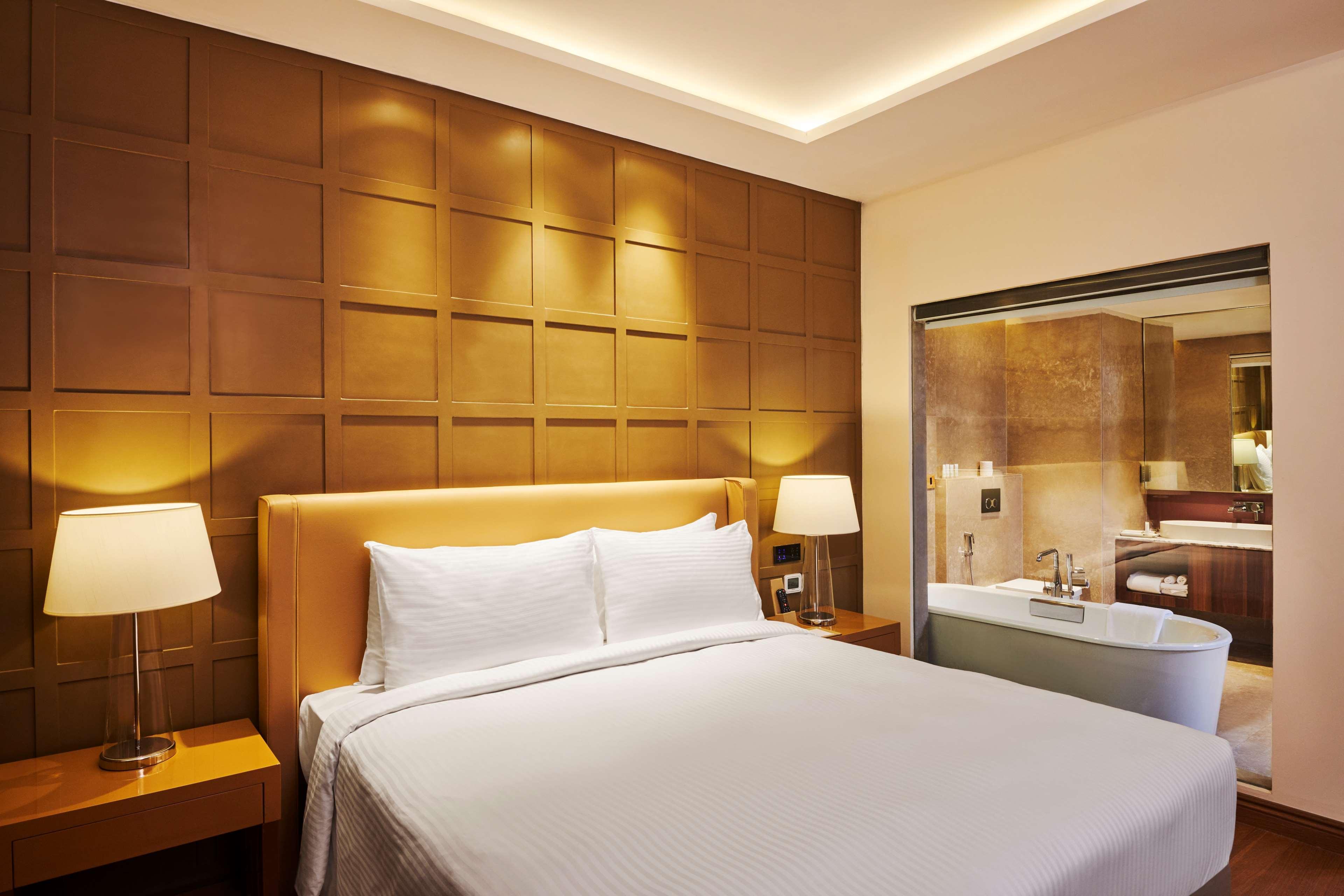 Hilton Garden Inn Lucknow Extérieur photo