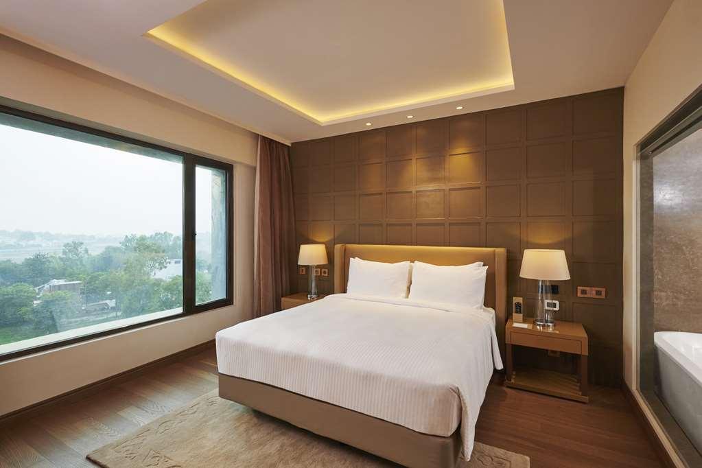 Hilton Garden Inn Lucknow Chambre photo